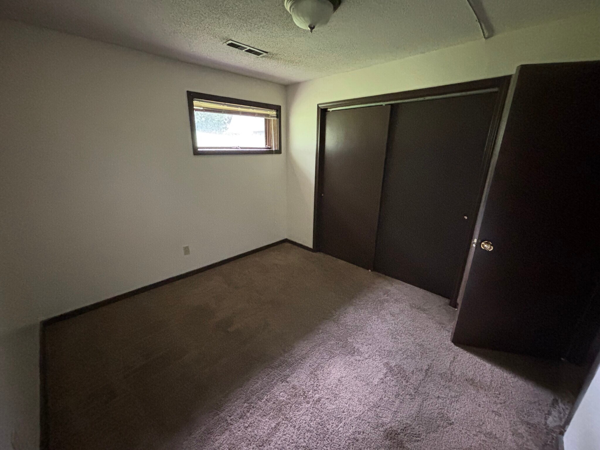 Building Photo - 3016 Alpine Dr