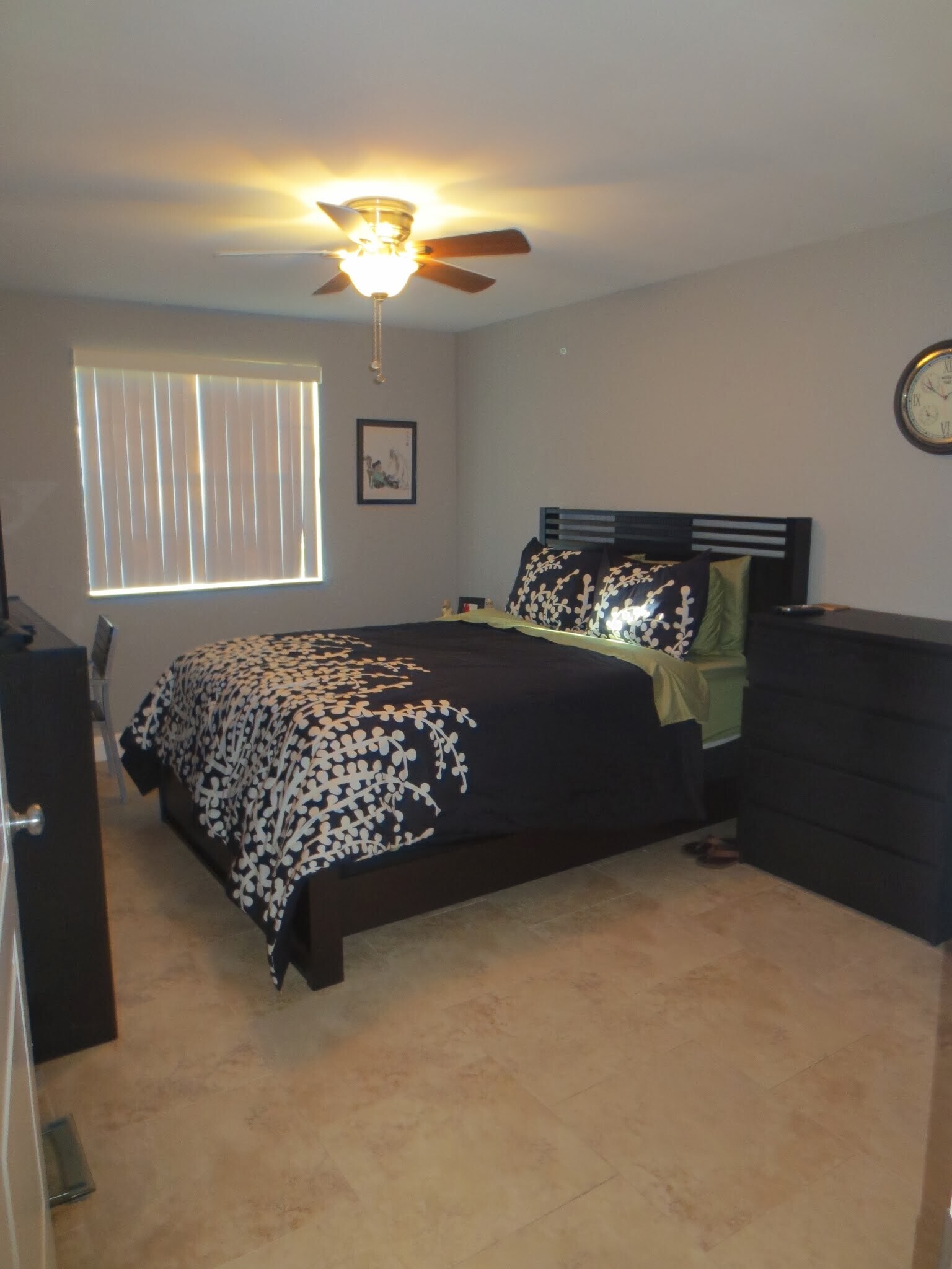 Building Photo - 2811 N Oakland Forest Dr