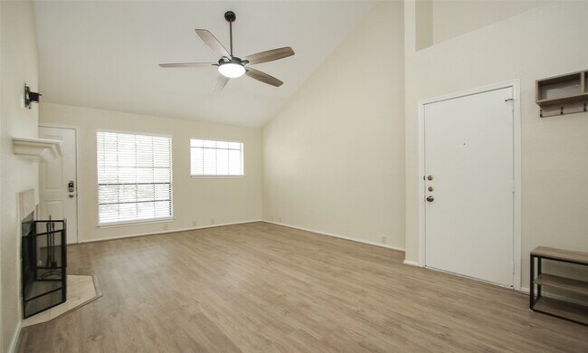 Building Photo - 4900 Floyd St