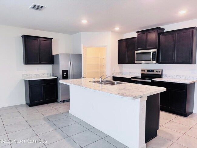 Building Photo - 2158 Jupiter Blvd SW