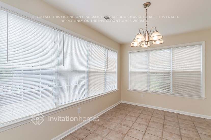 Building Photo - 156 Heath Ln