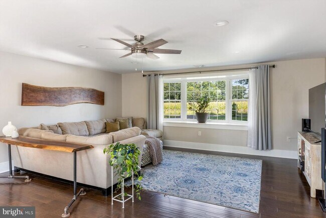 Building Photo - 4981 New Rd