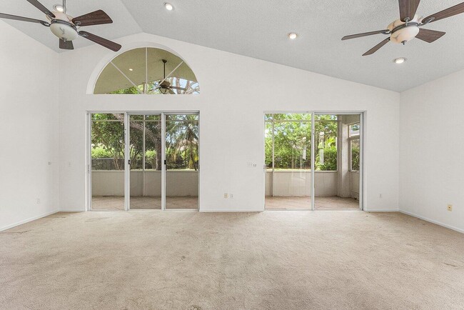 Building Photo - 7728 Edinburough Ln