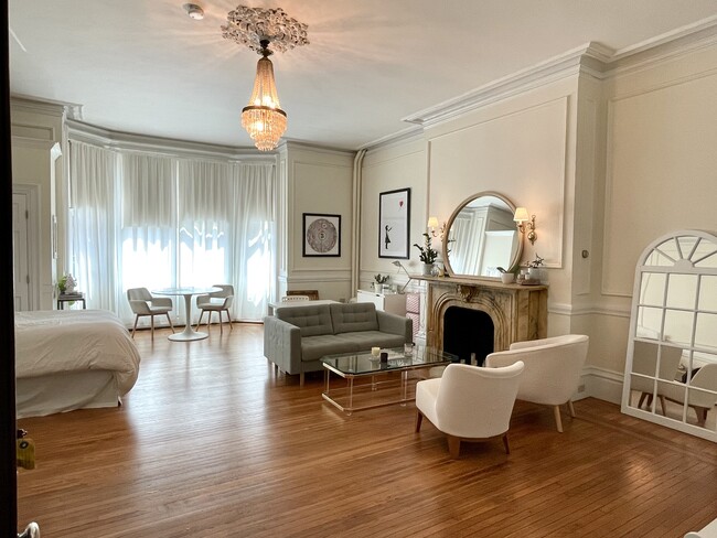 Building Photo - 109 Beacon St