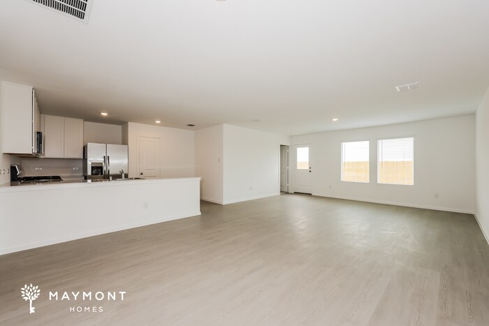 Building Photo - 3025 Tooley Dr