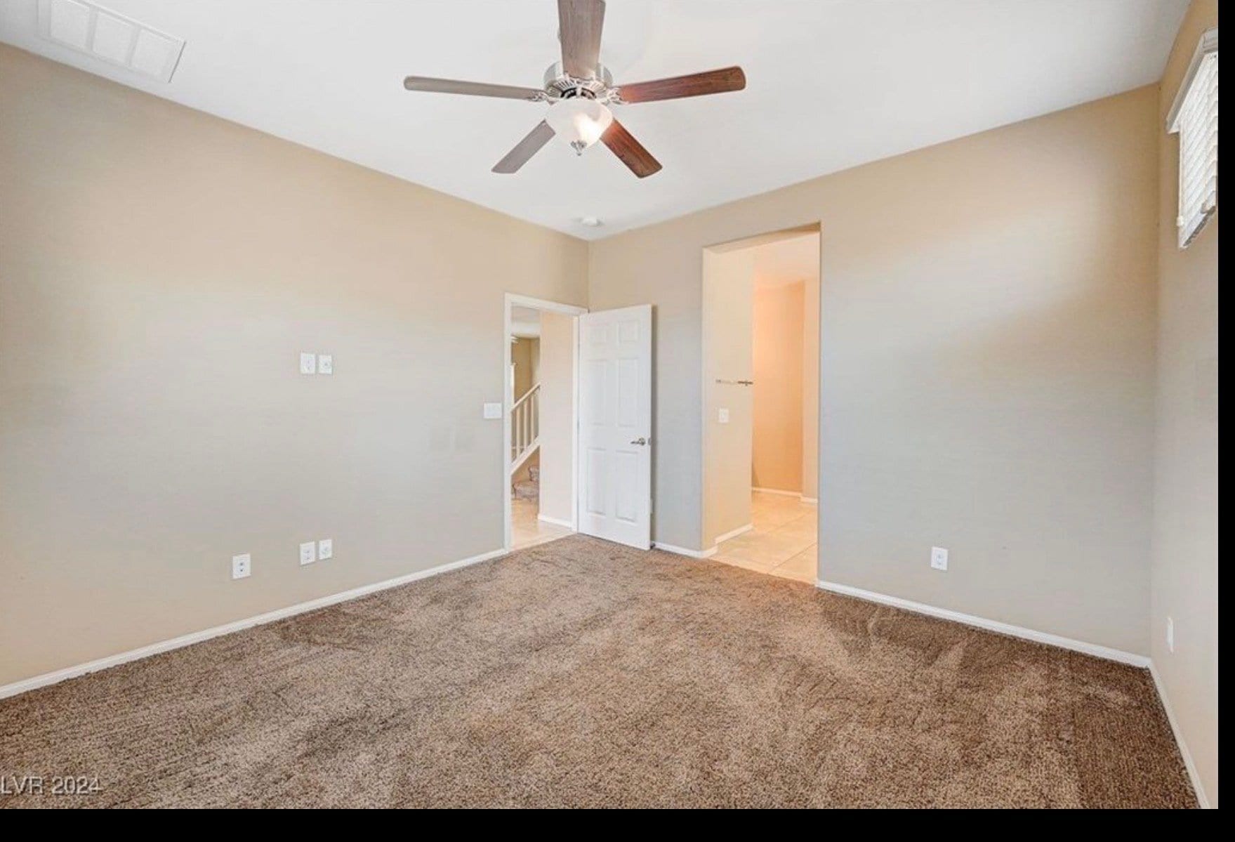 Building Photo - 9146 Laughing Owl Ave