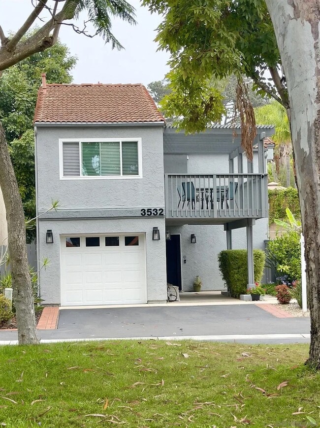 Building Photo - 3532 Woodland Way