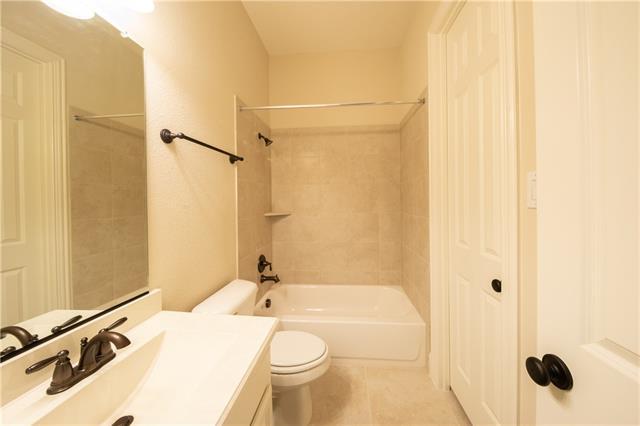 Building Photo - 879 Grassy Shore Ct