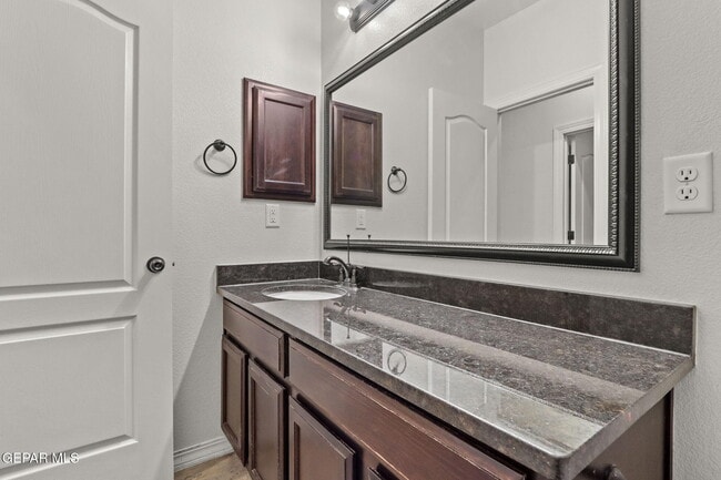 Building Photo - 13566 Hazlewood St
