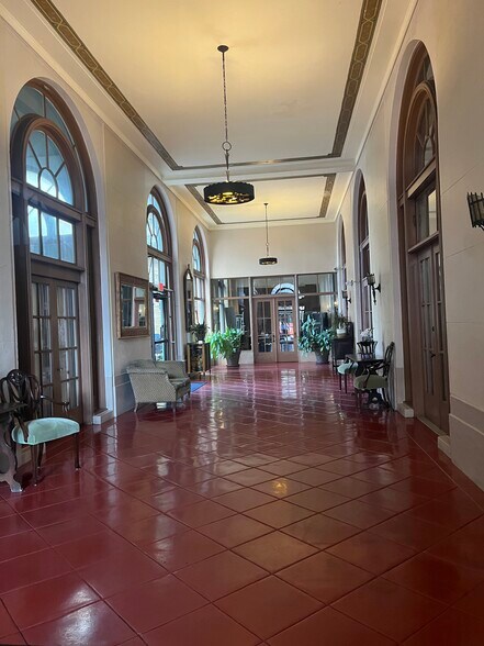 Building Photo - 455 E Ocean Blvd