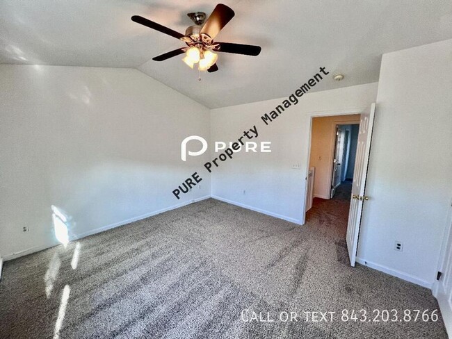 Building Photo - 7975 Shadow Oak Dr