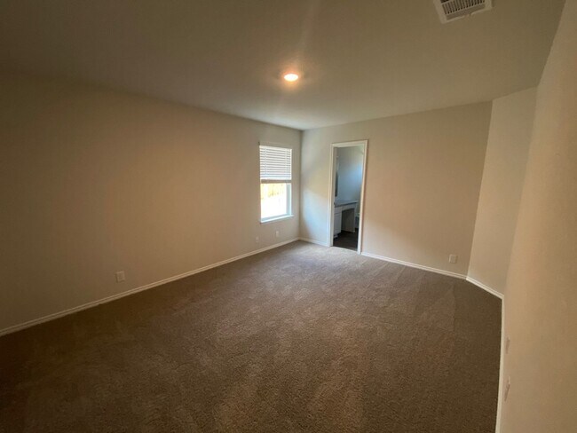 Building Photo - 2023-BUILT ONE STORY, 3 BEDROOM, 2 BATH