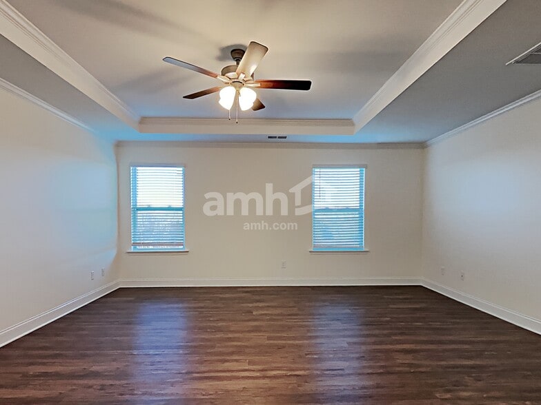 Building Photo - 144 Twin River Dr