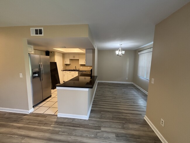 Building Photo - 2409 Barley Club Ct
