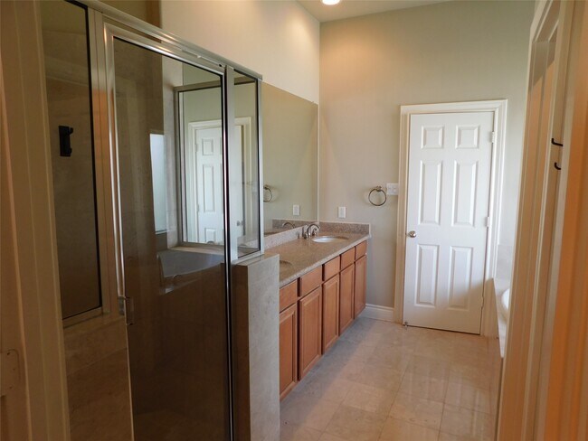 Building Photo - 2615 Starboard Point Dr