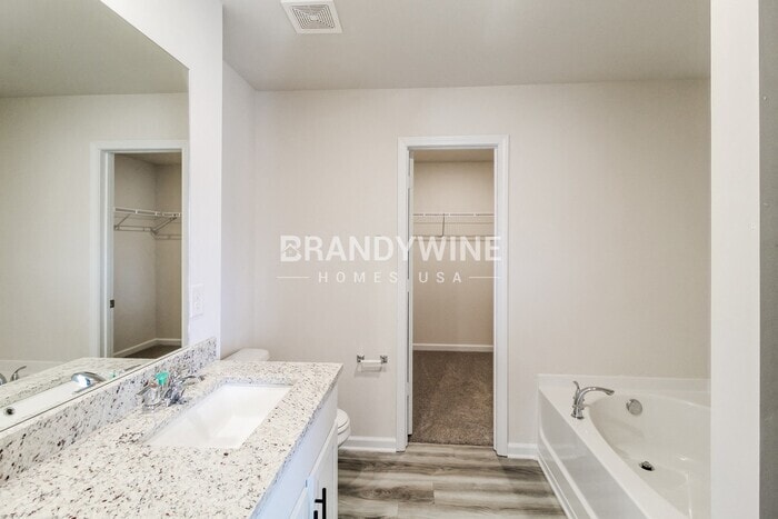 Building Photo - 148 Avondale Blvd SE