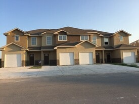 Building Photo - 16715 Jupiter Haven