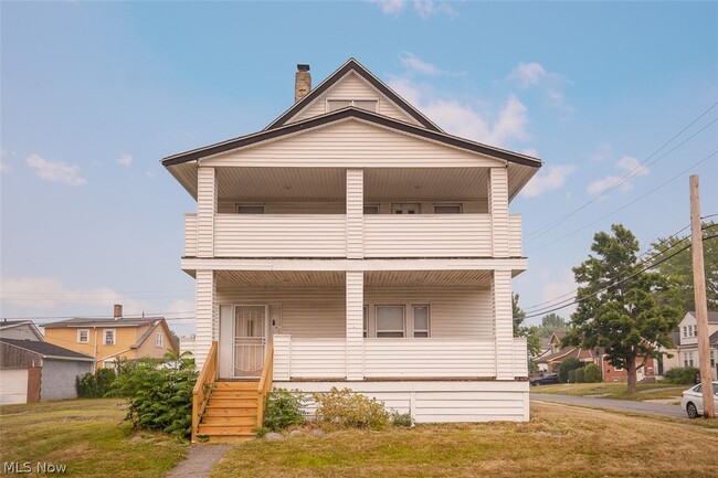 Building Photo - 4953 E 106th St