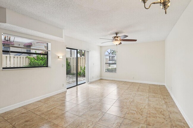 Building Photo - 4075 Village Dr