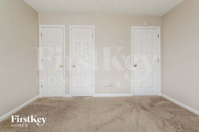 Building Photo - 213 Whistleville Ct