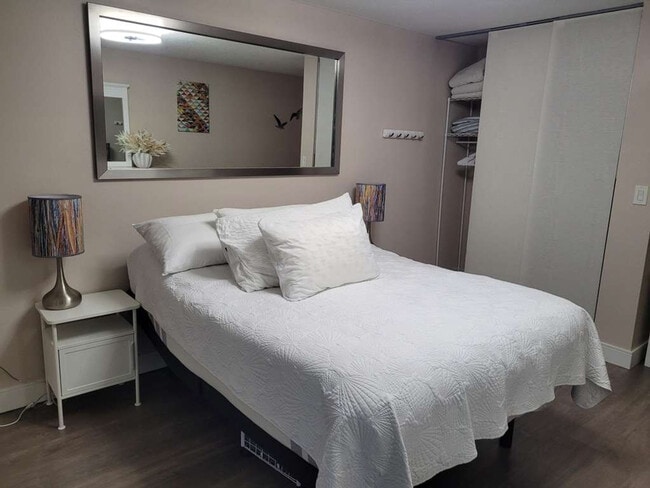 Building Photo - 903 Bahia Del Sol Dr