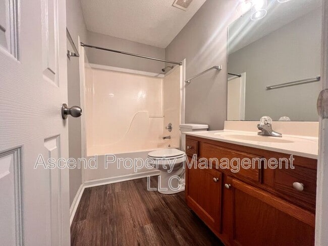 Building Photo - 10142 Baker Boy Dr