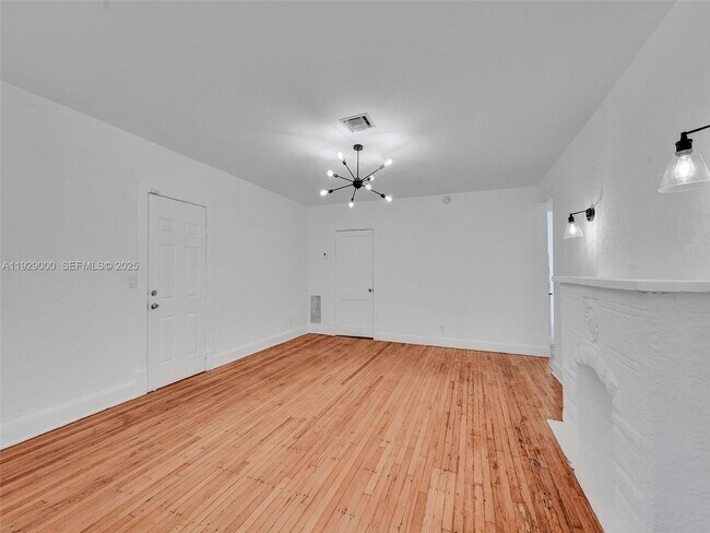 Building Photo - 1656 Polk St