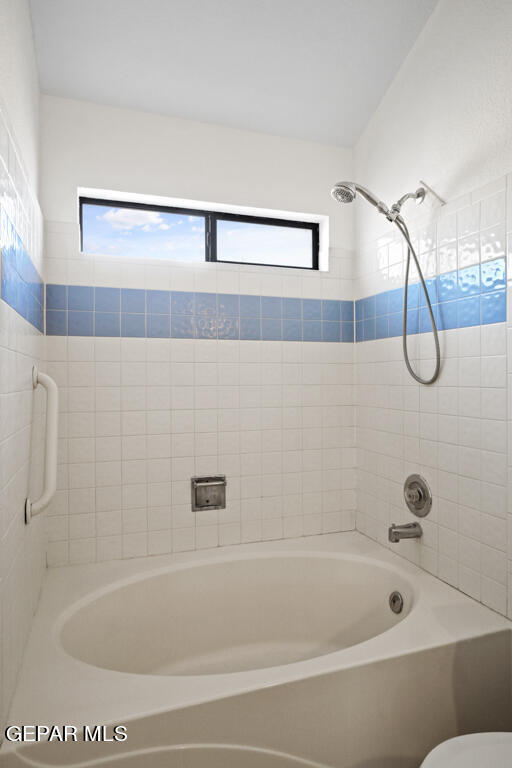 Building Photo - 7225 Golden Hawk Dr