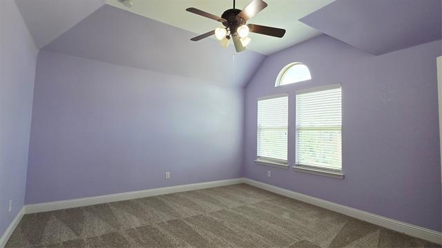 Building Photo - 12381 Summertree Dr