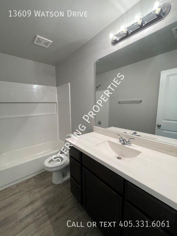 Building Photo - 13609 Watson Dr