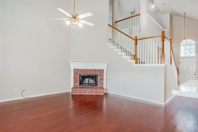 Building Photo - 5376 Lake Chelen Dr