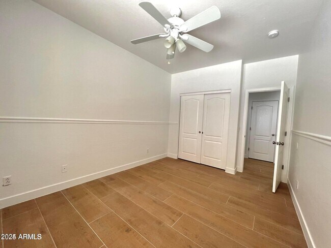 Building Photo - 18663 W Sunrise Dr