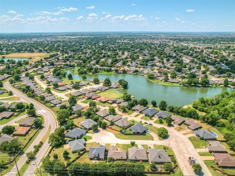 Building Photo - 10208 Pinckney Ct