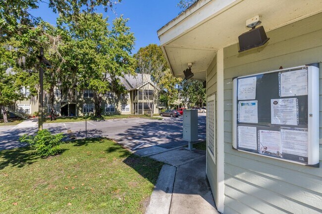 Building Photo - 3717 S Lake Orlando Pkwy