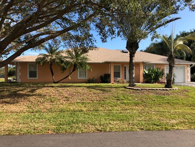 Primary Photo - 381 Del Monte Rd