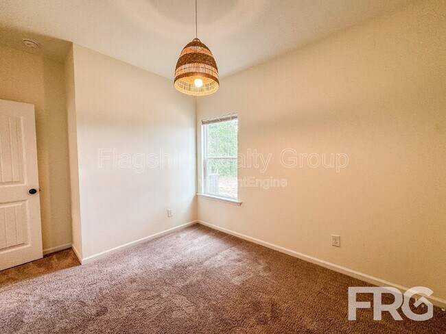 Building Photo - 3919 Wilum Cir