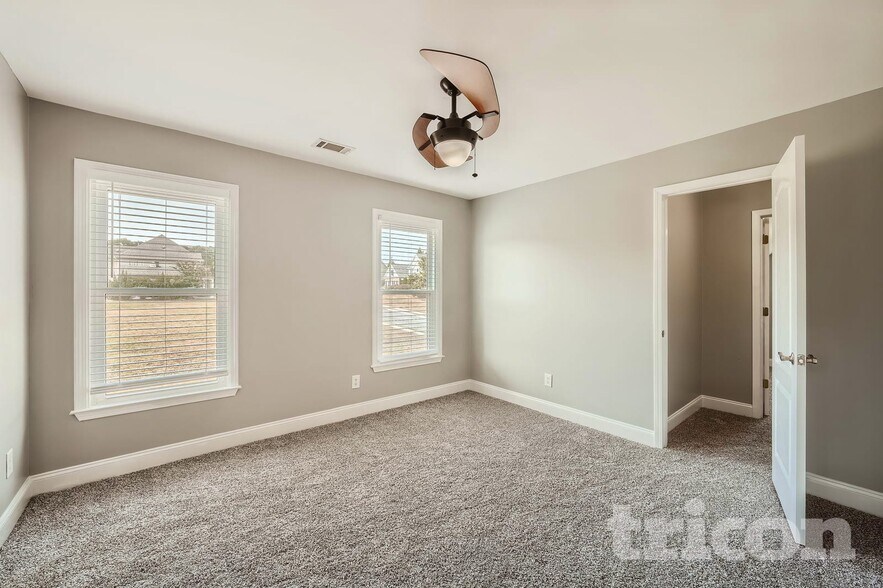Building Photo - 3835 Bay Grove Way