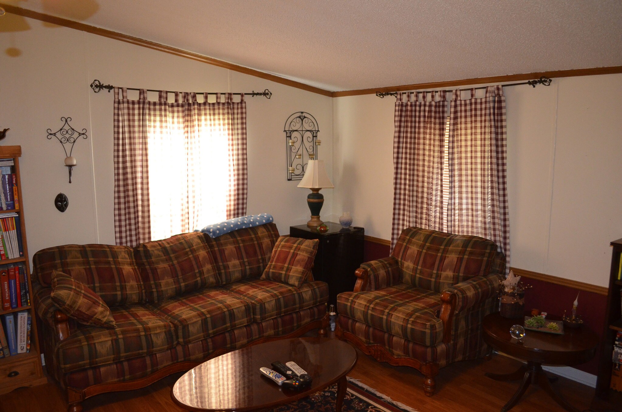 Building Photo - 18 Spring St