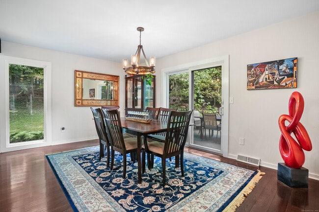 Building Photo - 15 Bartram Dr