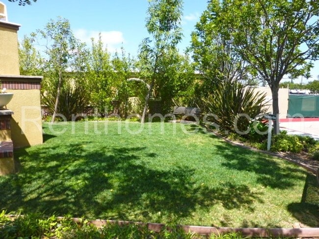 Building Photo - 8926 Spectrum Center Blvd