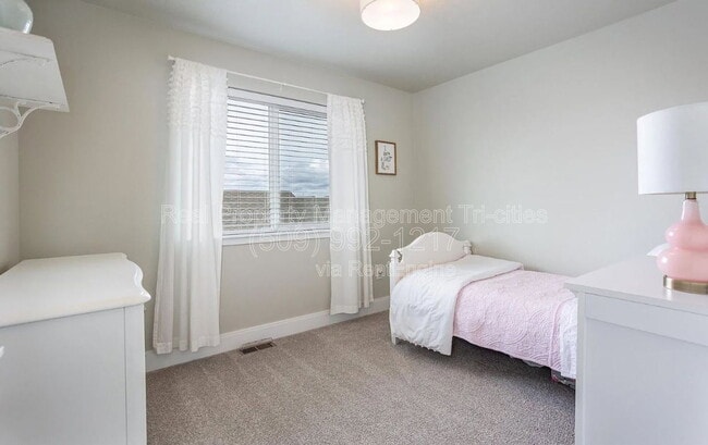 Building Photo - 4646 Corvina St