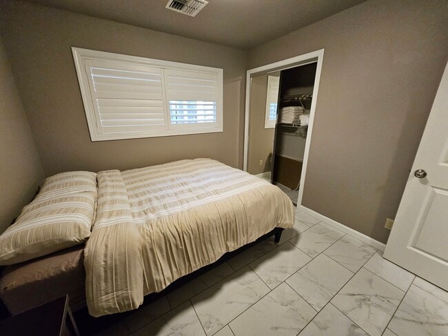 Building Photo - Fully Furnished 3 bedroom North Kihei Home