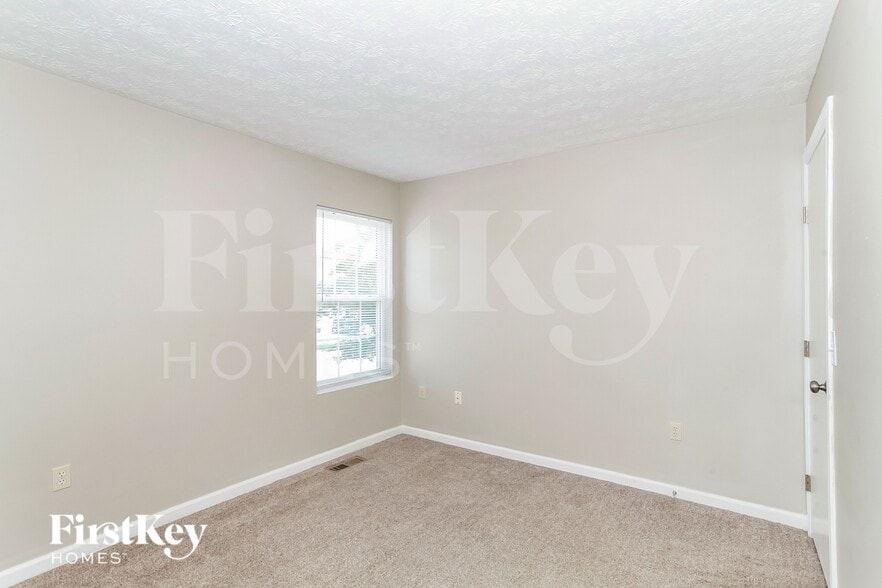 Building Photo - 5712 Clemens Dr