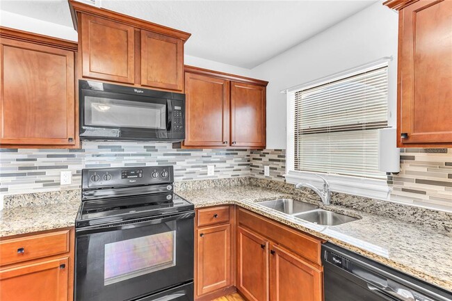 Building Photo - 661 Swallowtail Dr