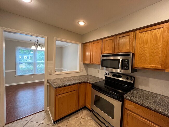 Building Photo - 7406 Ashbury Ct
