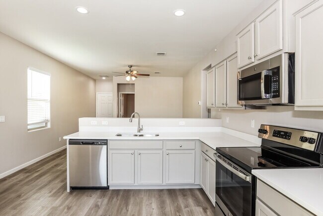 Building Photo - 4845 S 243rd Dr