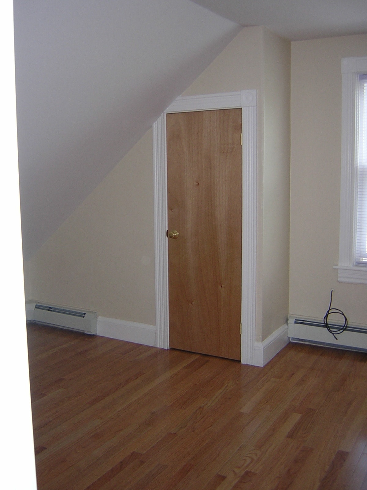 Building Photo - 55 University Ave