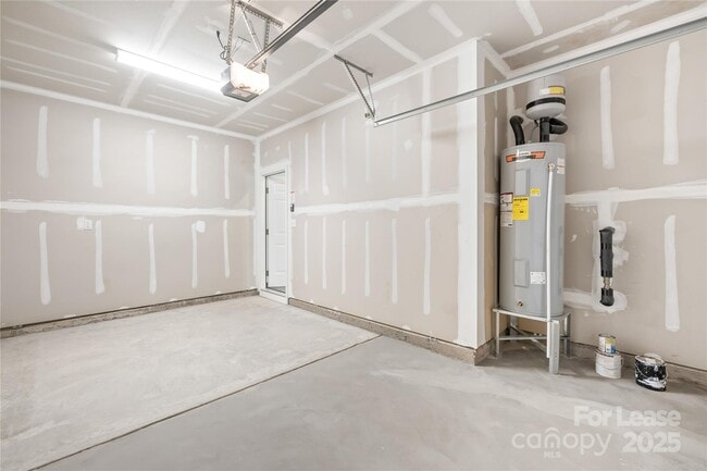 Building Photo - 1528 Cedar Tree Dr