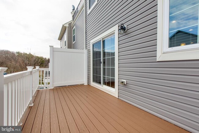 Building Photo - 1314 Hawthorn Dr