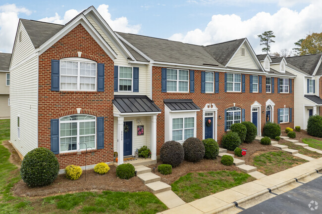 Building Photo - The Reserve at Catawba Creek